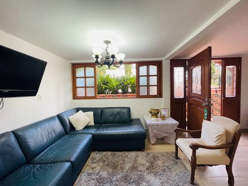Casa de 6 alcobas en venta en El Carmen De Viboral, El Carmen de Viboral, 450 m² · foto 8 de 24