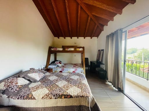 Casa de 6 alcobas en venta en El Carmen De Viboral, El Carmen de Viboral, 450 m² · foto 20 de 24