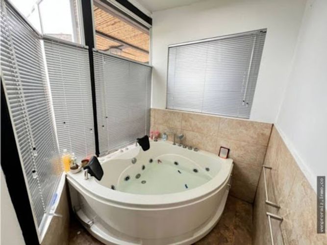 Casa de 2 alcobas en venta en San Nicolas, La Ceja, 240 m² · foto 5 de 10