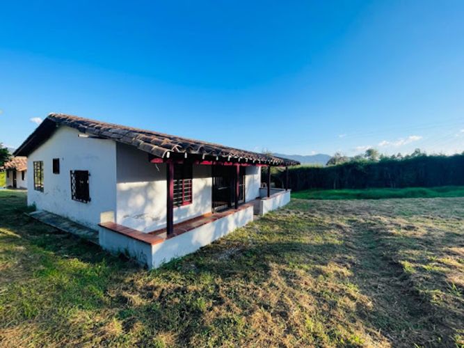 Lote en venta en San Nicolas, La Ceja, 150 m² · foto 3 de 12