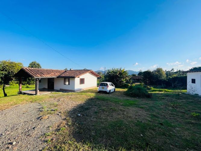 Lote en venta en San Nicolas, La Ceja, 150 m² · foto 4 de 12