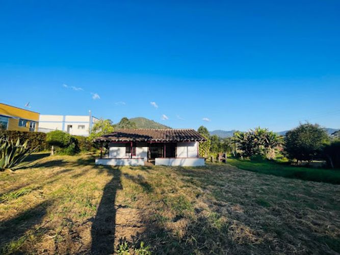 Lote en venta en San Nicolas, La Ceja, 150 m² · foto 5 de 12