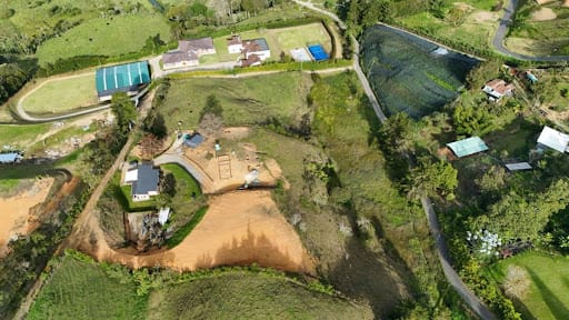 Lote en venta en San Nicolas, La Ceja, 5000 m² · foto 2 de 9
