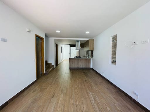 Casa de 4 alcobas en venta en San Nicolas, La Ceja, 150 m² · foto 2 de 24