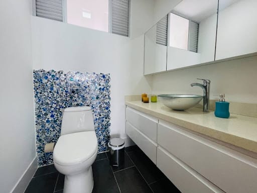 Casa de 4 alcobas en venta en San Nicolas, La Ceja, 389 m² · foto 9 de 24