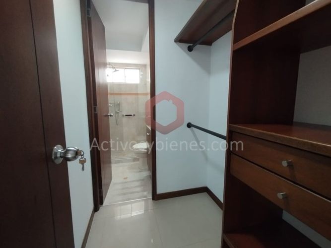 Apartamento de 3 alcobas en arriendo en Los Colores, Medellín, 89 m² · foto 14 de 21