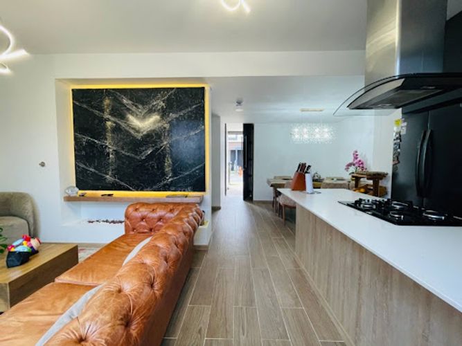 Casa de 3 alcobas en venta en San Nicolas, La Ceja, 121 m² · foto 2 de 21