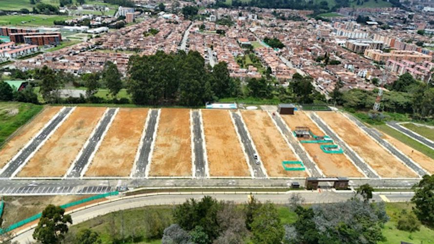 Lote en venta en San Nicolas, La Ceja, 104 m² · foto 3 de 11