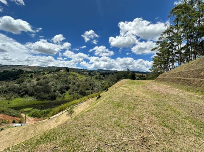 Lote en venta en Guarne, 5000 m² · foto 3 de 6