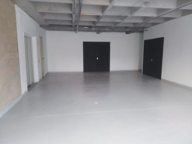 Bodega en arriendo en Camparola, Itagüí, 1000 m² · foto 7 de 15