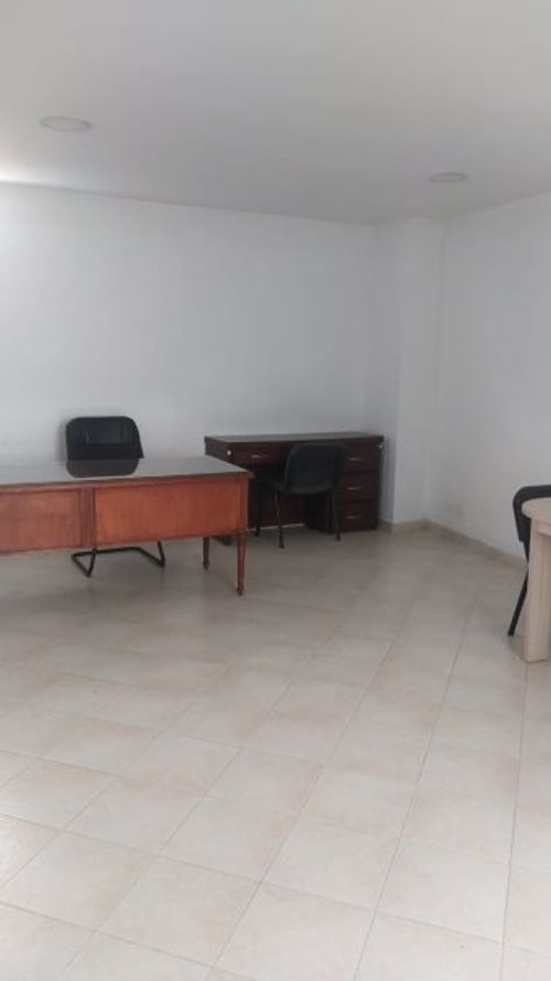 Oficina en arriendo en Suramericana, Medellín, 28 m² · foto 3 de 10