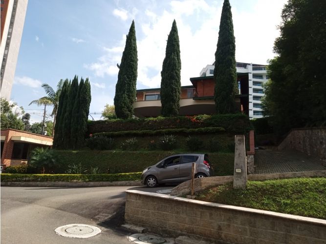 Casa de 4 alcobas en venta en La Doctora, Sabaneta, 350 m² · foto 12 de 13