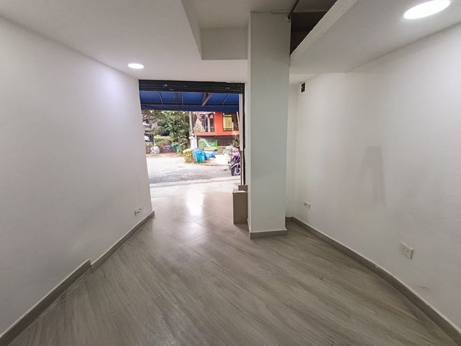 Local en arriendo en Calle Larga, Sabaneta, 16 m² · foto 6 de 10