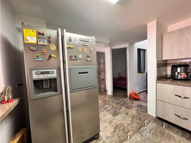Casa de 4 alcobas en venta en La Florida, Sabaneta, 220 m² · foto 6 de 18