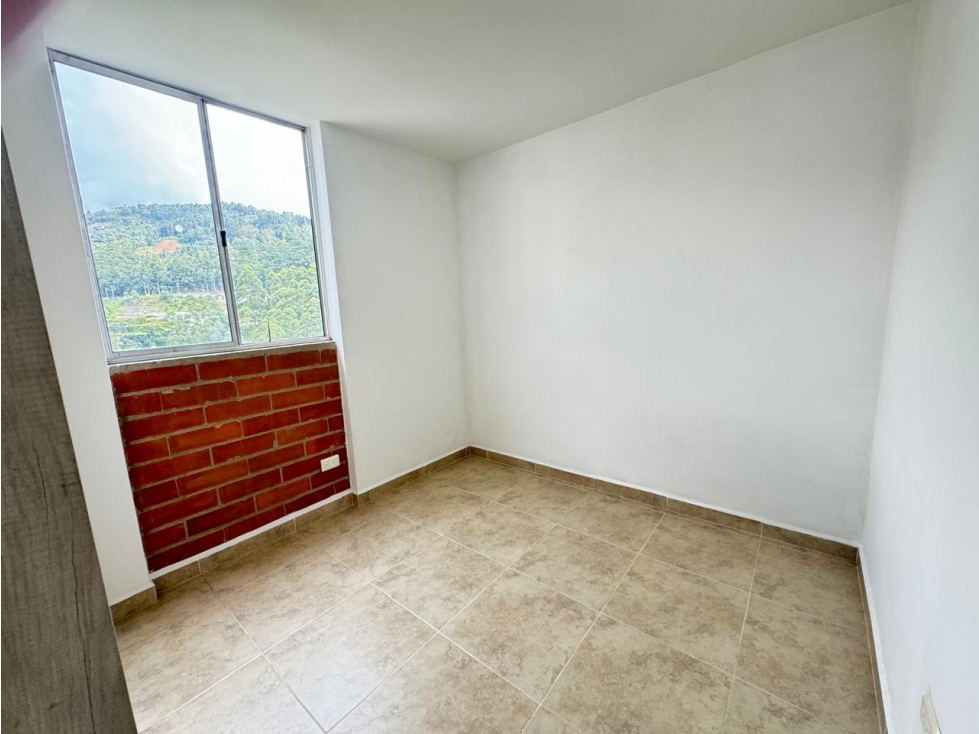 Apartamento en venta en La Tablaza, La Estrella · foto 10 de 13