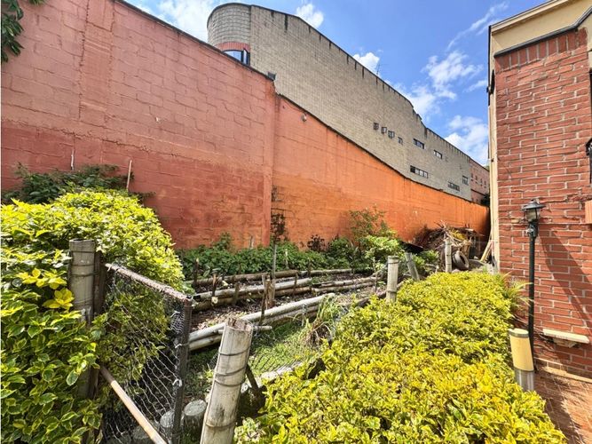 Casa de 4 alcobas en venta en La Florida, Sabaneta, 220 m² · foto 18 de 18
