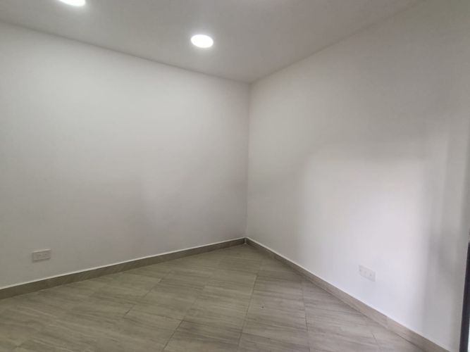 Local en arriendo en Calle Larga, Sabaneta, 9 m² · foto 2 de 10