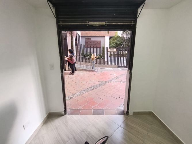 Local en arriendo en Calle Larga, Sabaneta, 9 m² · foto 5 de 10