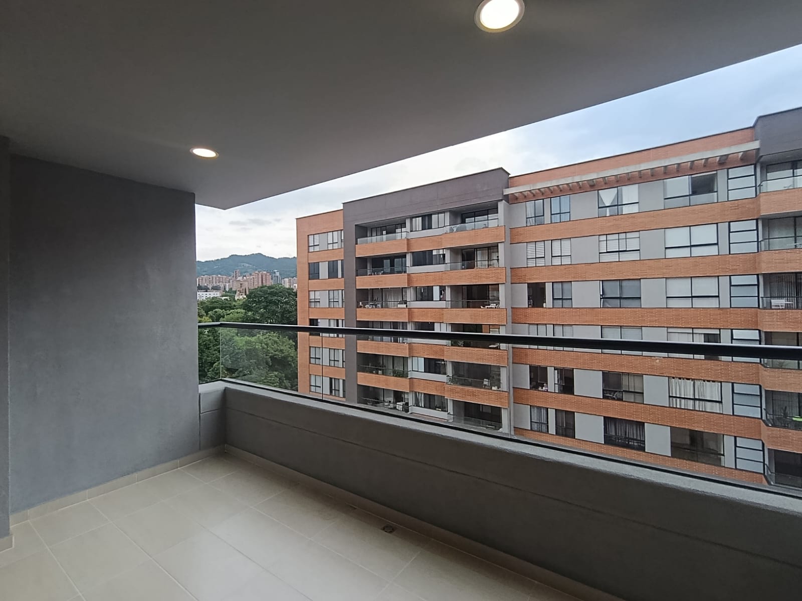 Apartamento en arriendo en Belén, Medellín · foto 4 de 20