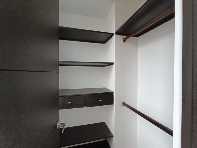 Apartamento de 3 alcobas en arriendo en El Poblado, Medellín, 207 m² · foto 15 de 20