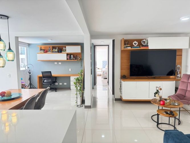 Apartamento de 3 alcobas en venta en Camparola, Itagüí, 88 m² · foto 9 de 16