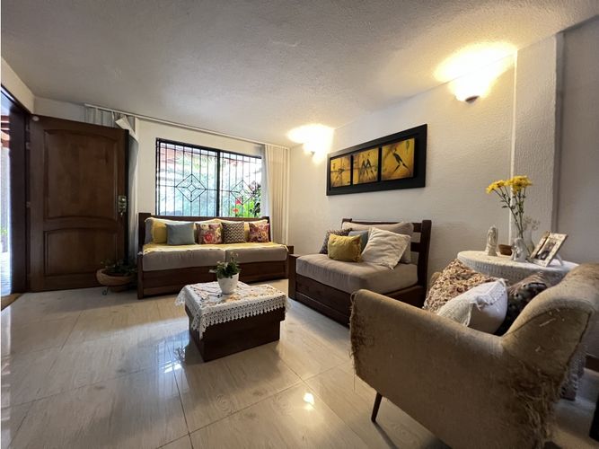 Casa de 4 alcobas en venta en La Sebastiana, Envigado, 300 m² · foto 5 de 24