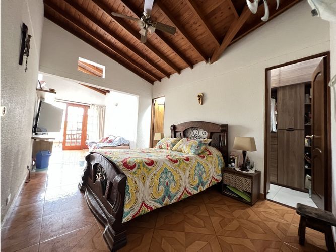 Casa de 4 alcobas en venta en La Sebastiana, Envigado, 300 m² · foto 15 de 24
