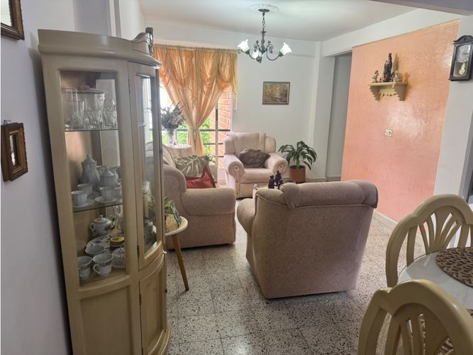 Apartamento de 3 alcobas en venta en Viviendas Del Sur, Itagüí, 74 m² · foto 3 de 15