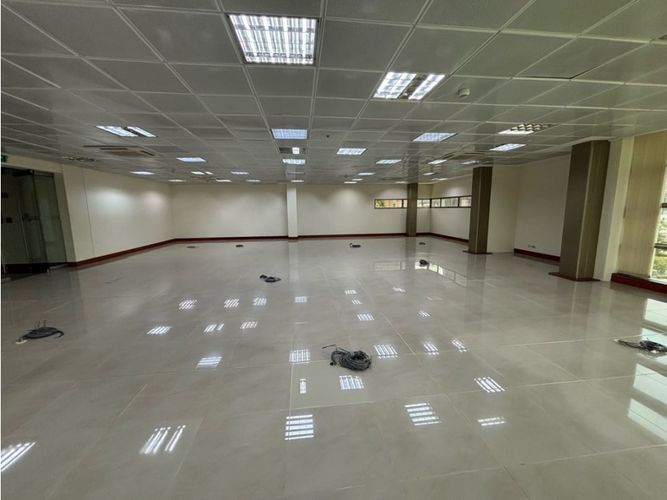 Oficina en arriendo en Villa Carlota, Medellín, 180 m² · foto 4 de 7