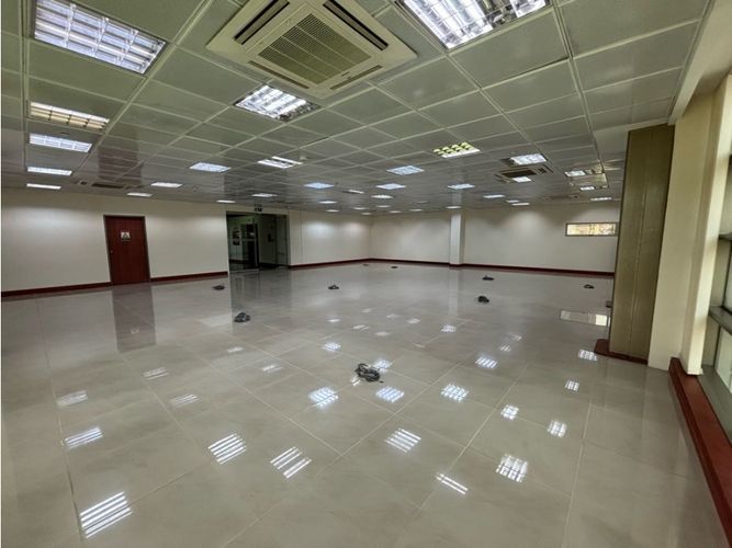 Oficina en arriendo en Villa Carlota, Medellín, 180 m² · foto 5 de 7