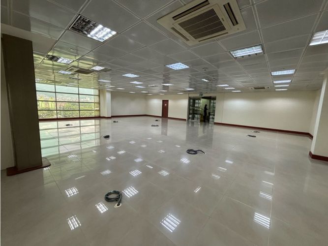 Oficina en arriendo en Villa Carlota, Medellín, 180 m² · foto 6 de 7