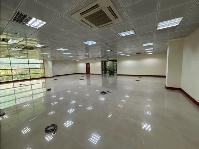 Oficina en arriendo en Villa Carlota, Medellín, 180 m² · foto 7 de 7