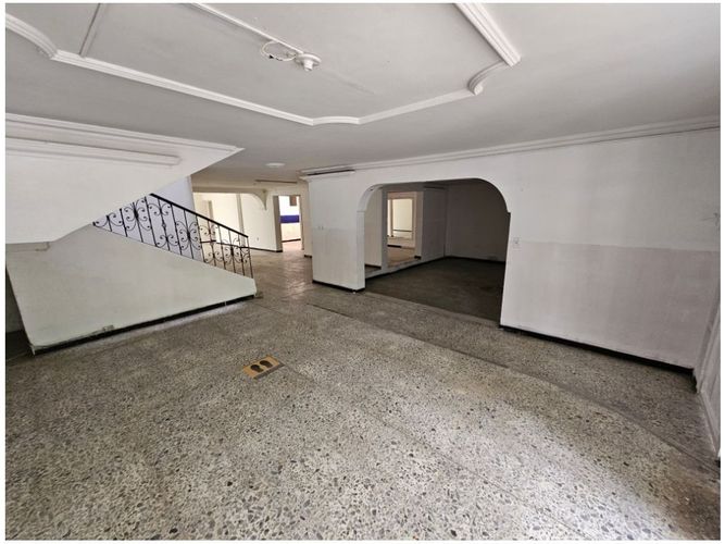 Local en arriendo en Conquistadores, Medellín, 350 m² · foto 4 de 10