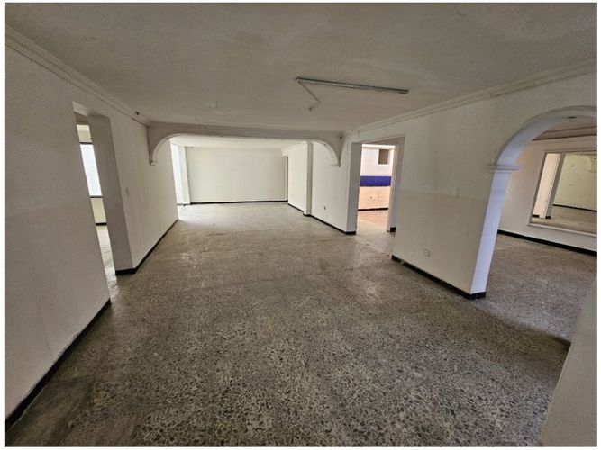 Local en arriendo en Conquistadores, Medellín, 350 m² · foto 7 de 10