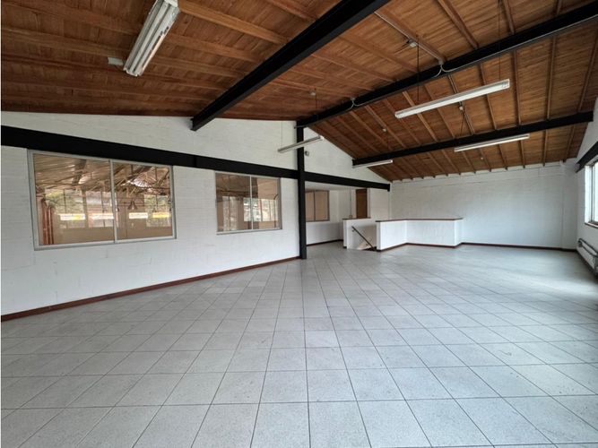 Bodega en arriendo en San Agustin Industrial, Sabaneta, 673 m² · foto 9 de 14