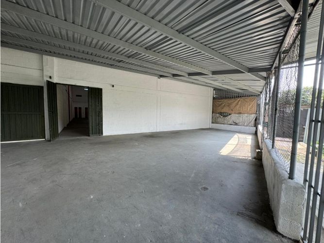 Bodega en arriendo en San Agustin Industrial, Sabaneta, 673 m² · foto 12 de 14