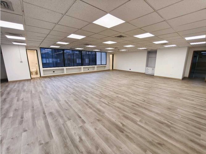 Oficina en arriendo en Patio Bonito, Medellín, 125 m² · foto 9 de 18
