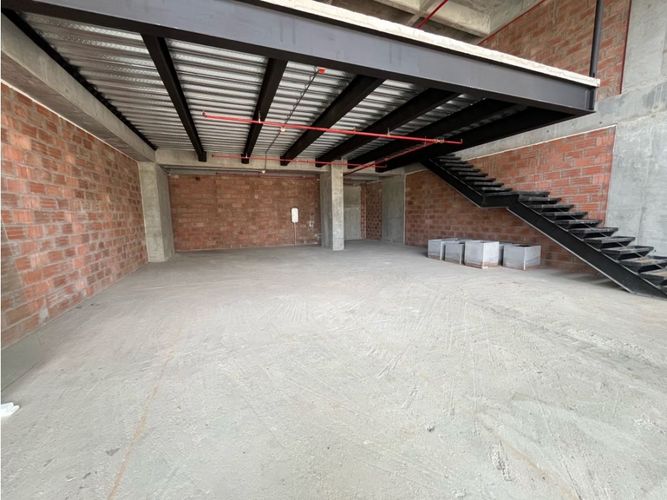 Local en arriendo en Ciudad Del Río, Medellín, 257 m² · foto 2 de 12