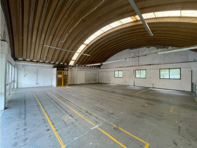 Bodega en arriendo en Pan De Azucar, Sabaneta, 681 m² · foto 5 de 15