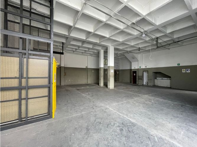 Bodega en arriendo en Pan De Azucar, Sabaneta, 681 m² · foto 8 de 15