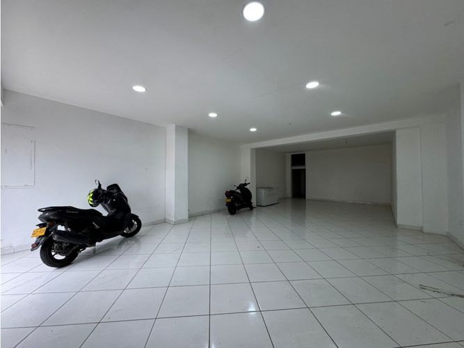 Bodega en arriendo en Perpetuo Socorro, Medellín, 90 m² · foto 15 de 15