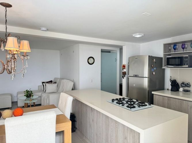 Apartamento de 2 alcobas en venta en Camparola, Itagüí, 88 m² · foto 6 de 13