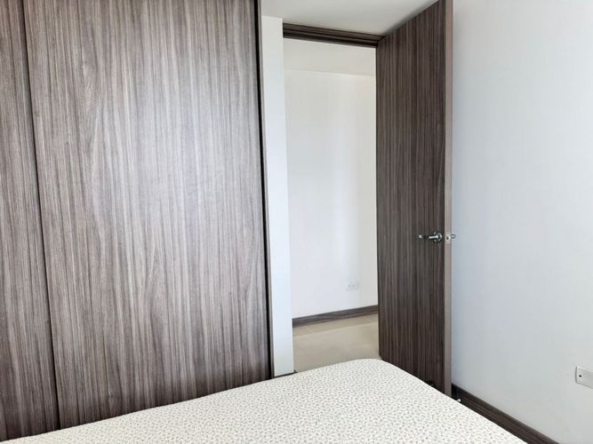 Apartamento de 2 alcobas en venta en Camparola, Itagüí, 88 m² · foto 8 de 13
