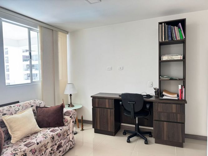 Apartamento de 2 alcobas en venta en Camparola, Itagüí, 88 m² · foto 7 de 13