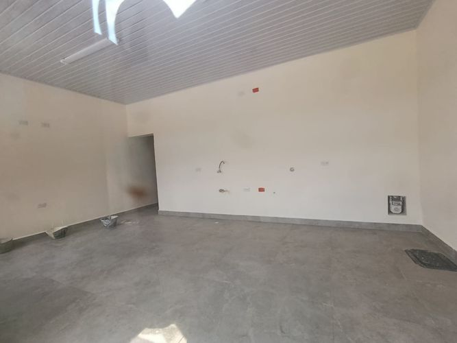 Local en arriendo en Sagrado Corazon, Girón, 40 m² · foto 2 de 6