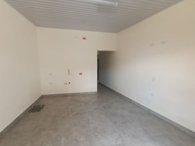 Local en arriendo en Sagrado Corazon, Girón, 30 m² · foto 2 de 5