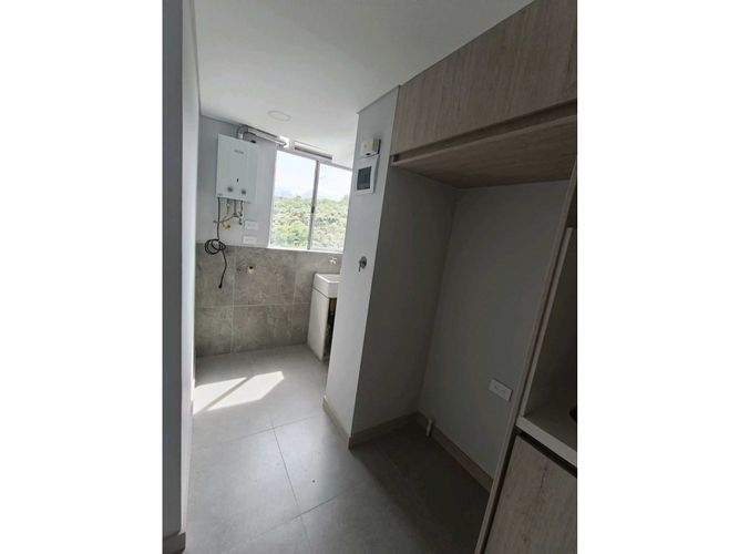 Apartamento de 2 alcobas en venta en Camargo, Rionegro, 50 m² · foto 3 de 23