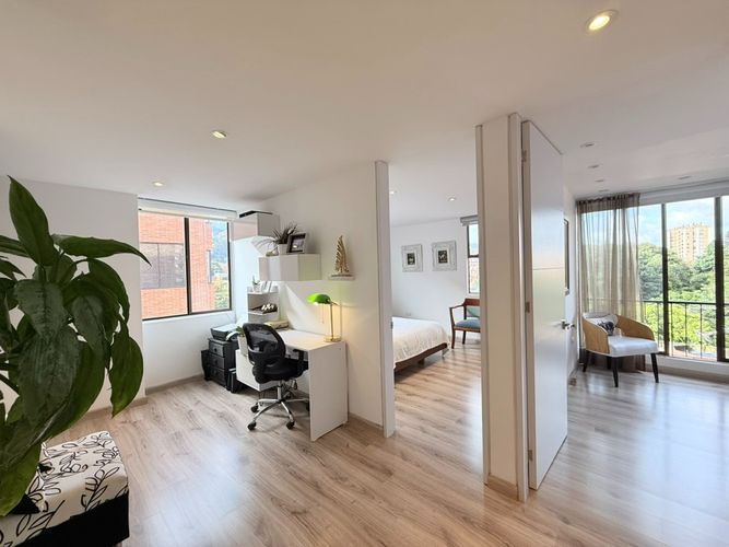 Apartamento de 3 alcobas en venta en Cedritos, Bogotá, 141 m² · foto 13 de 24