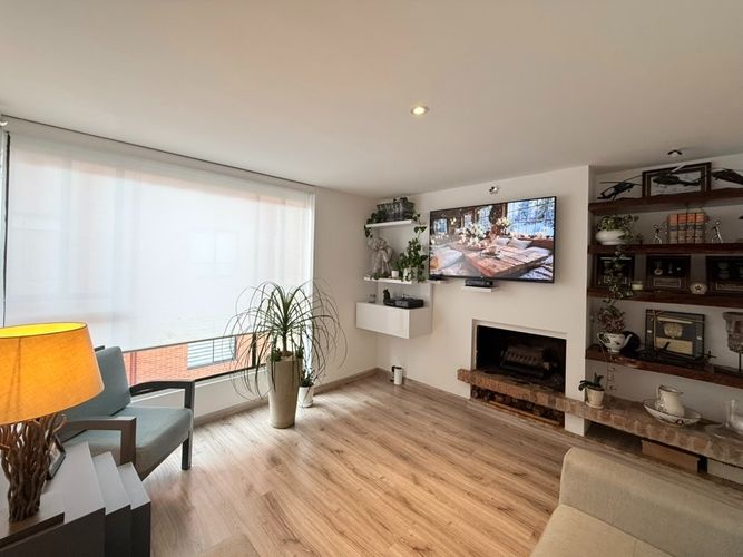 Apartamento de 3 alcobas en venta en Cedritos, Bogotá, 141 m² · foto 10 de 24