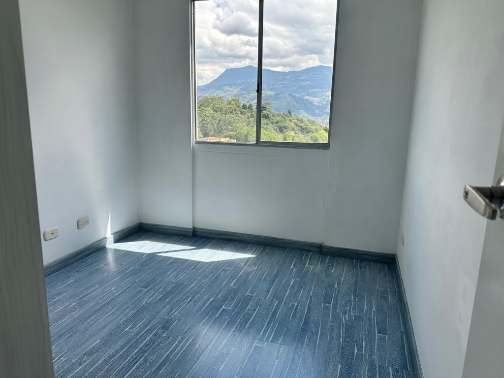 Apartamento en venta en Belén, Medellín · foto 12 de 17